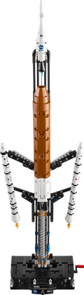 LEGO Technic NASA Artemis Space Launch System Rocket | 42221