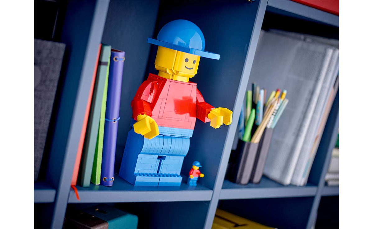 LEGO Iconic Up-Scaled Minifigure | 40649