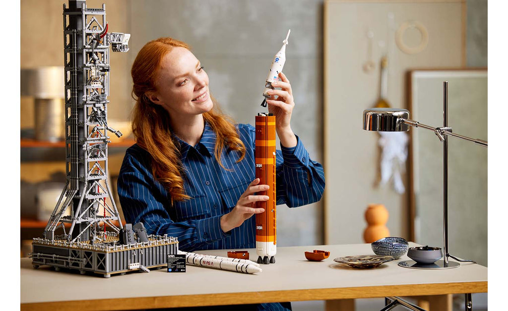 LEGO Icons NASA Artemis Space Launch System | 10341