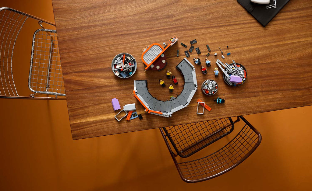 LEGO Icons Star Trek: U.S.S. Enterprise NCC-1701 Bridge | 11385